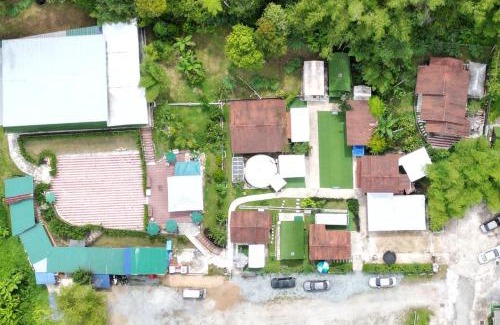 Genting Highlands Chalet De Esquí | Genting Greenwoods Tiny Houses & Events Hall