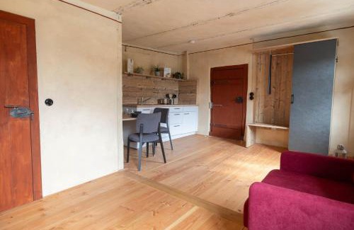 Zirndorf Apartamento | Genusspur - Schiefer Salon