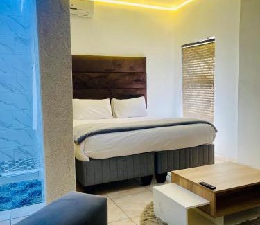 Pretoria Casa | Genza Guesthouse in Pretoria