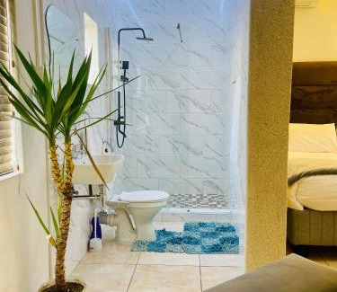 Pretoria Casa | Genza Guesthouse in Pretoria