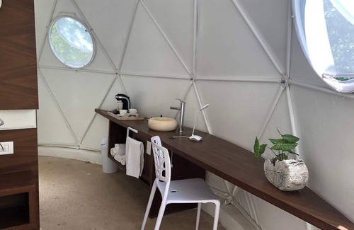Zona Hotelera Cabina | geo domes at the Tulum jungle, steps from the beach