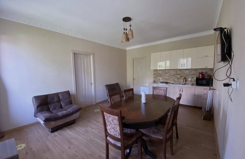 Stepantsminda Apartamento | Geo Inn Kazbegi
