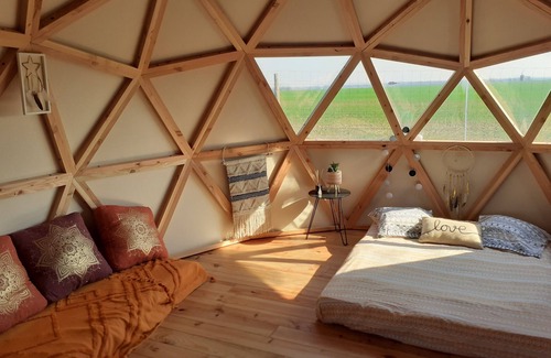 Oucques Cabaña | Geodesic bubble