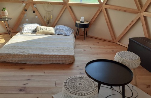 Oucques Cabaña | Geodesic bubble