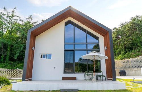 Gangneung Casa | Geonhaeng Pension