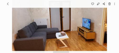 Sinaia Apartamento | George Apartament Central cu gradina proprie