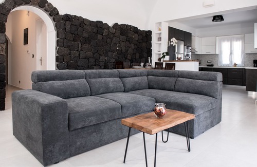 Firostefani Casa | George Farm Land