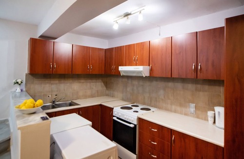 Kariotai Casa | George House