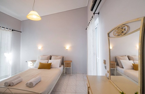 Kariotai Casa | George House