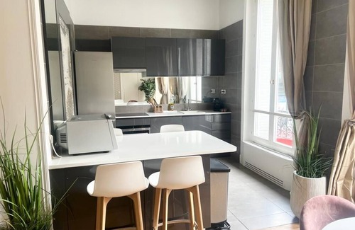 Champs-Elysees Apartamento | Georges V Montaigne