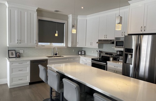 Wasaga Beach Casa | Georgian Bay Home & Escape. Close to Blue Mountain & Georgian Bay