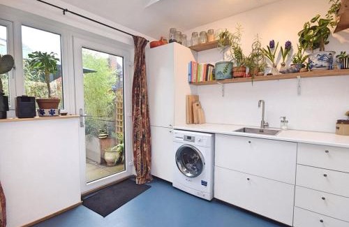 Newtown Casa | Georgian Terrace Town House in Mid Wales