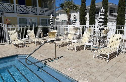 Savannah Beach Casa | Georgianne Main House