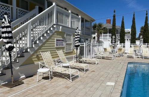 Savannah Beach Casa | Georgianne Main House