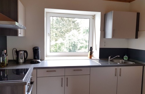 Gees Apartamento | Geräumige Frisch Renovierte Wohnung Mitte in der Vulkaneifel