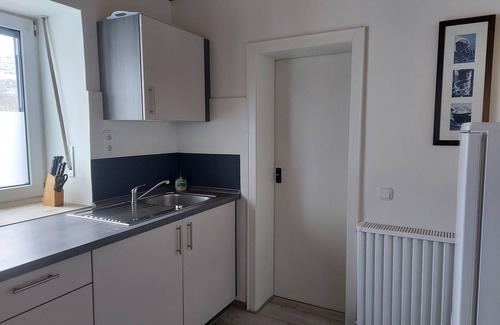 Gees Apartamento | Geräumige Frisch Renovierte Wohnung Mitte in der Vulkaneifel