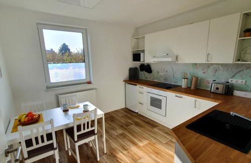 Schwerin Apartamento | geräumige, moderne Ferienwohnung mit PKW- und Fahrradstellplatz - FeWo Nordland