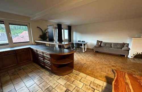 Imst Apartamento | Geräumige rustikale Tiroler Wohnung 1-8 Personen