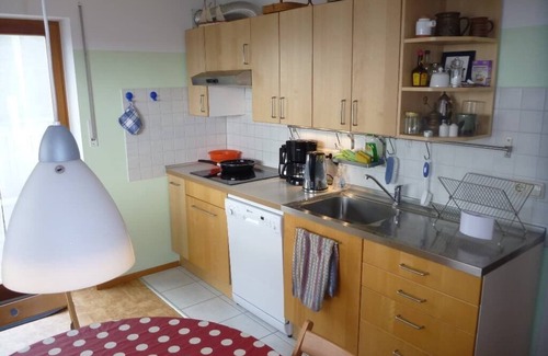 Neunburg vorm Wald Apartamento | Amplia casa de vacaciones (90 m2) con una estufa acogedora