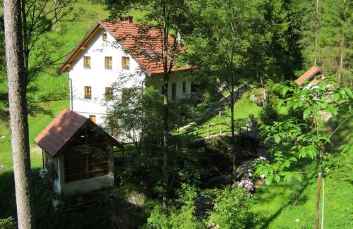 Tolmin Casa | Geräumiges Ferienhaus Inmitten Der Natur