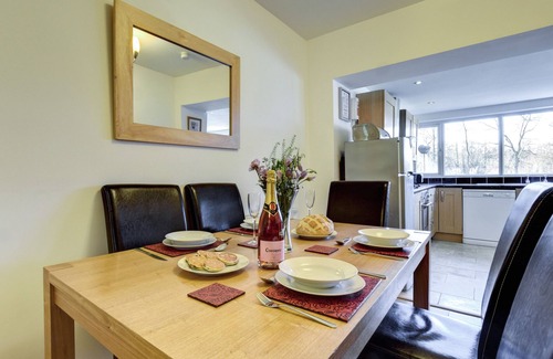 Peterston-Super-Ely Apartamento | Ger-y-llyn - Dos Habitaciones Piso, Capacidad 4