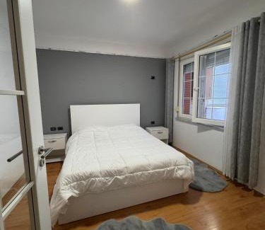 Tirana Apartamento | Gerald 1