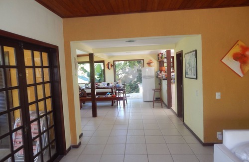 Buzios Casa | Geribá Mansion 04 bedrooms 800 m2 of land swimming pool barbecue 500 m from the beach AIR CONDITIONING