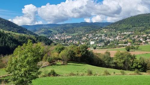 Bourg-Argental Cama Y Desayuno | Gerlande