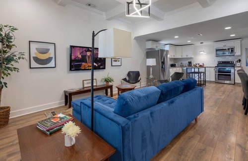 Salemtown Casa | Germantown Gem-Heart of Germantown/Salemtown