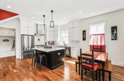Salemtown Casa | Germantown Gem on 5th