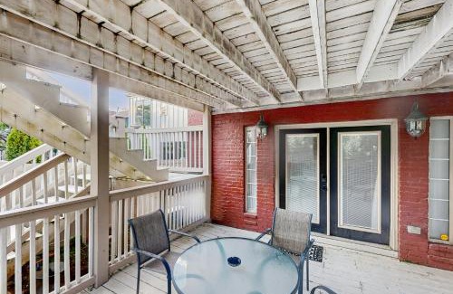 Salemtown Casa | Germantown Grand Home