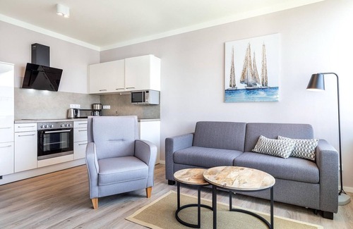 Alt-Travemunde/Ronnau Apartamento | Geschmackvolles, Barrierearmes Apartment mit Loggia in Sonniger Süd-west-lage - Godewindpark