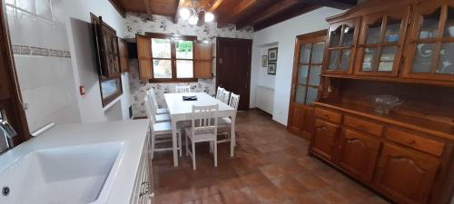 Llanes Casa | Gestiona2R - Casa con finca en Pendueles al lado de la playa