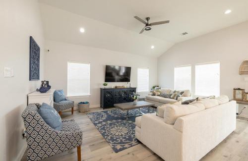 Indian Beach Casa | Get ready to soak up the sun at Villa Caman