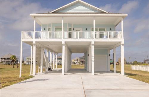 Indian Beach Casa | Get ready to soak up the sun at Villa Caman