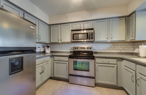 North Capitol Condominio | Obtener la experiencia completa de Nashville: Walk To Broadway + mucho más.