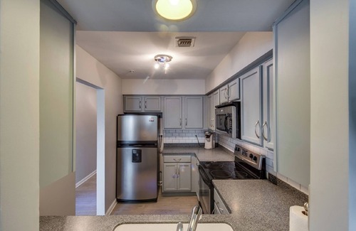 North Capitol Condominio | Obtener la experiencia completa de Nashville: Walk To Broadway + mucho más.