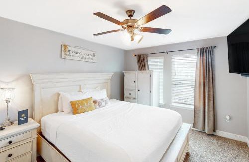 Thomas Drive Casa | Getaway at the Hathaway