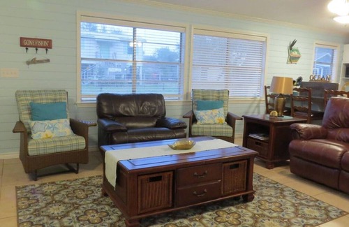Rockport Casa | Getaway by the Bay