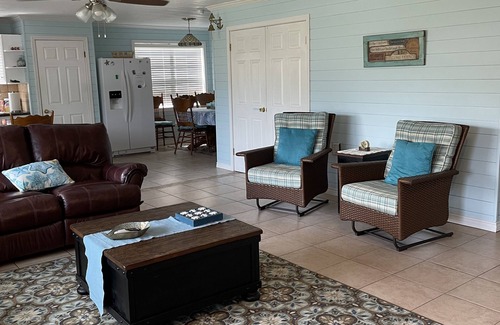 Rockport Casa | Getaway by the Bay