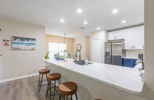Poinciana Casa | Getaway & Comfy House w/ Pool