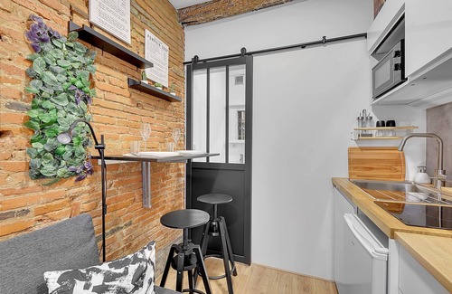 Carmes Apartamento | Getaway For 2, Beautiful Studio Near The Garonne