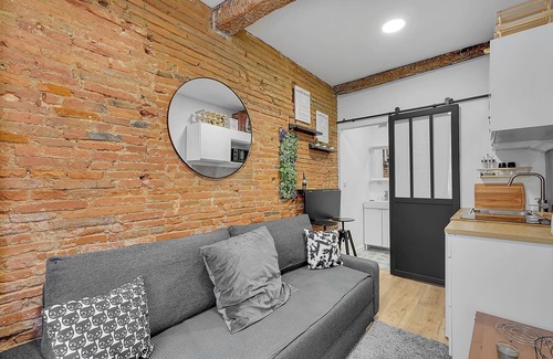 Carmes Apartamento | Getaway For 2, Beautiful Studio Near The Garonne