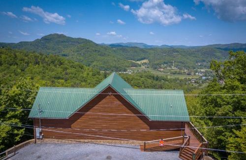 Wears Valley Casa | Getaway Mountain Lodge
