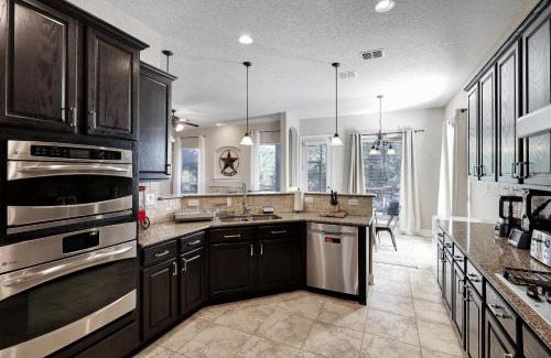 San Antonio Casa | Getaway Nr Sea World Bbq Ping Pong Air Hockey