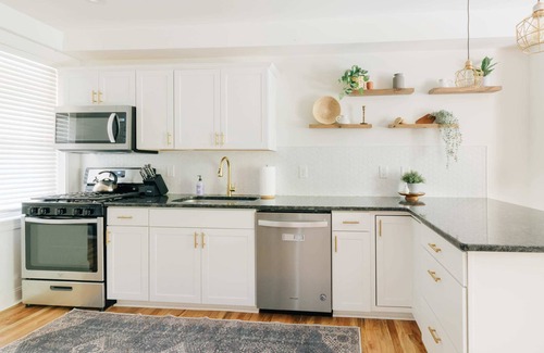 Historic Downtown Lancaster Casa | Getaway on Grant, heart of Downtown with parking