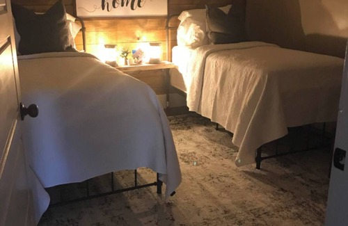 Canton Casa | GETAWAY!Suite 5@ElKen!$Massage,Breakfast,Relax,Renew