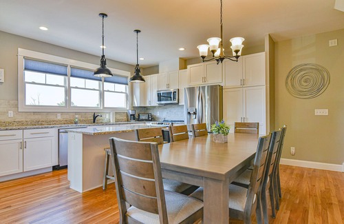 Woodfin Casa | Getaway – Quiet, Clean & Cozy