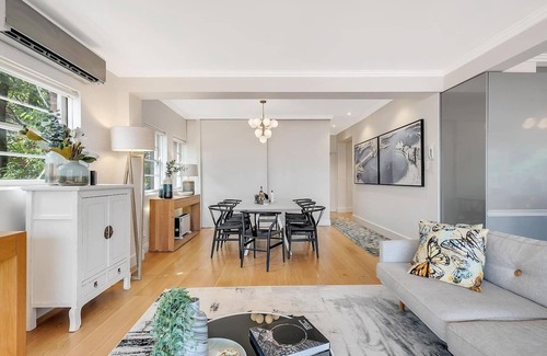 Kirribilli Apartamento | Getawayz NSW - Heatherbrae I - Luxurious 3 Bed Apartment, World Class Harbour Bridge Views.