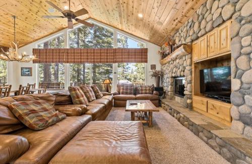 Montgomery Estates Casa | Getting Away Together home